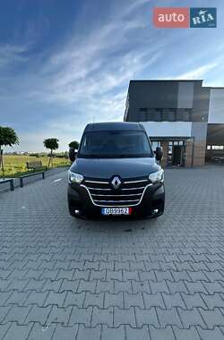 Грузовой фургон Renault Master 2023 в 
