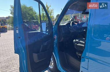 Грузовой фургон Renault Master 2021 в 
