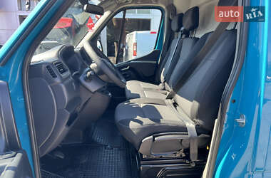 Грузовой фургон Renault Master 2021 в 
