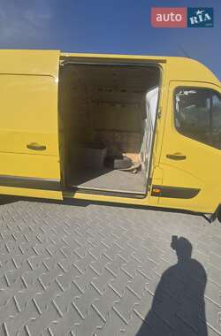 Грузовой фургон Renault Master 2017 в 