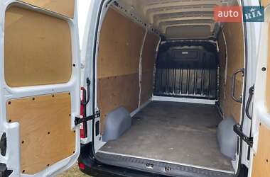 Грузовой фургон Renault Master 2020 в 