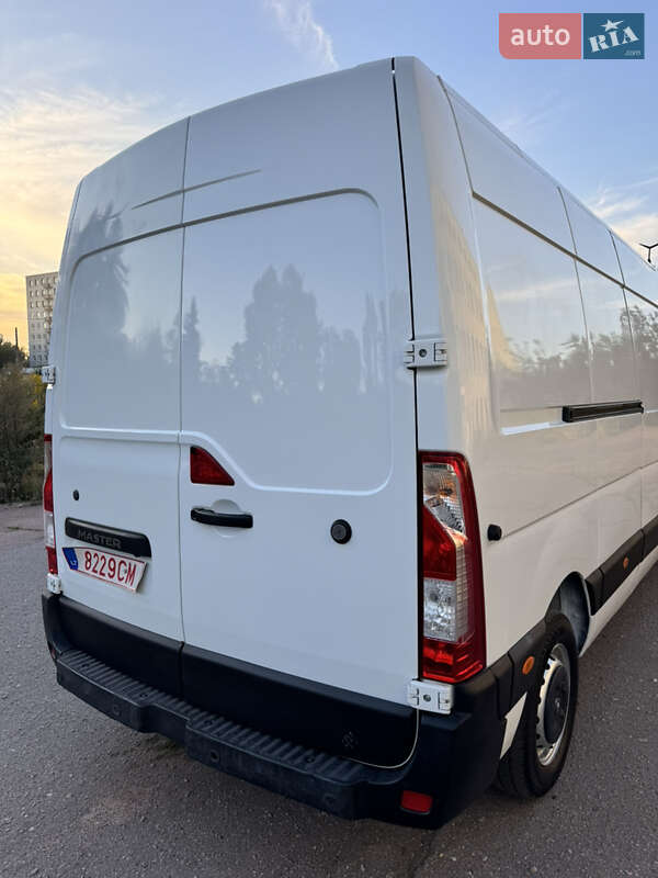 Грузовой фургон Renault Master 2020 в Киеве
