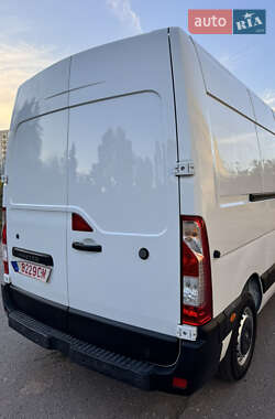 Грузовой фургон Renault Master 2020 в 