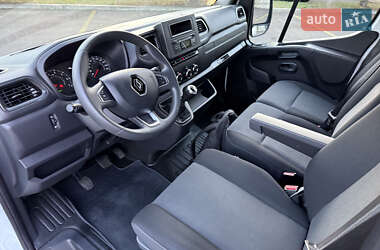 Грузовой фургон Renault Master 2021 в 