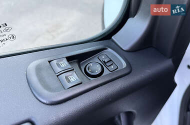 Грузовой фургон Renault Master 2021 в 