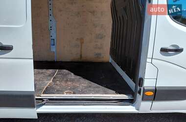 Вантажний фургон Renault Master 2020 в 