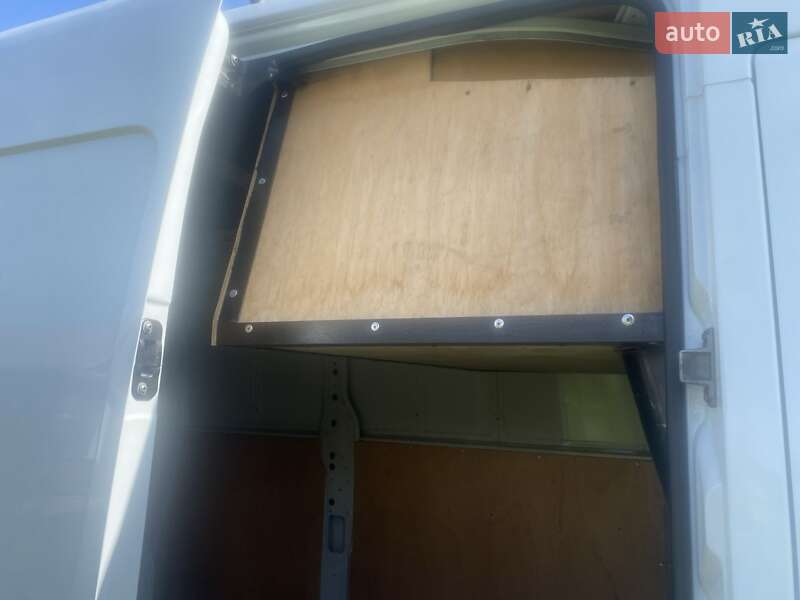 Грузовой фургон Renault Master 2016 в Ровно