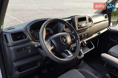 Грузовой фургон Renault Master 2020 в 