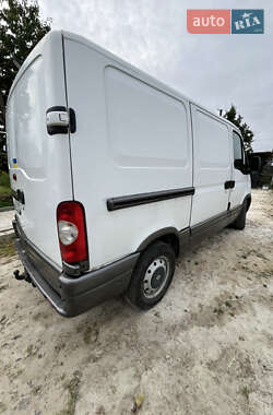 Грузовой фургон Renault Master 2004 в 