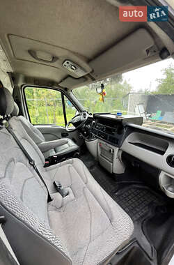 Грузовой фургон Renault Master 2004 в 