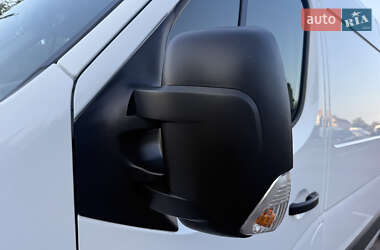 Грузовой фургон Renault Master 2021 в 