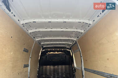 Грузовой фургон Renault Master 2021 в 