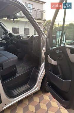 Грузовой фургон Renault Master 2014 в 