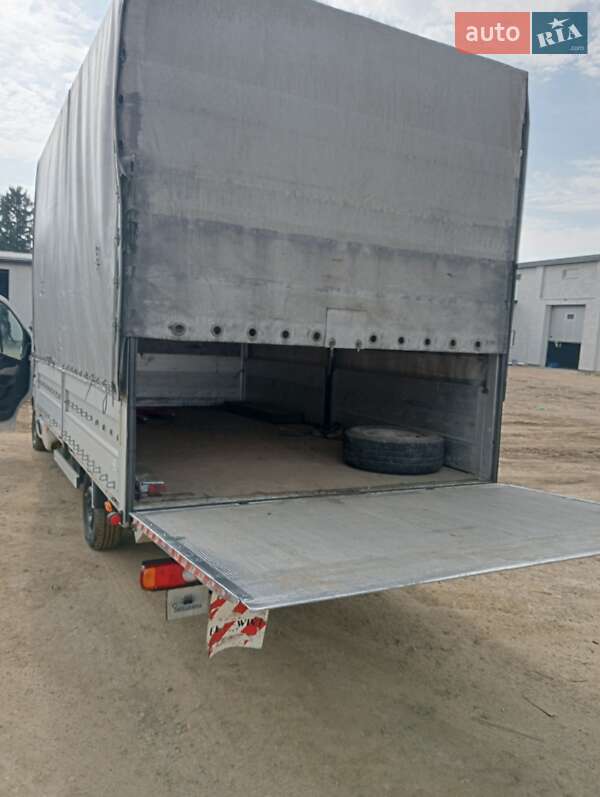 Вантажний фургон Renault Master 2018 в Самборі