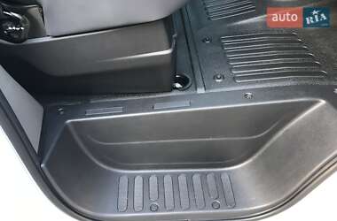 Грузовой фургон Renault Master 2018 в 