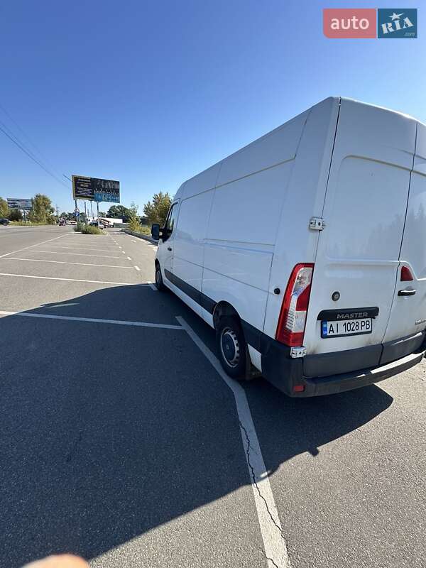 Грузовой фургон Renault Master 2017 в Киеве