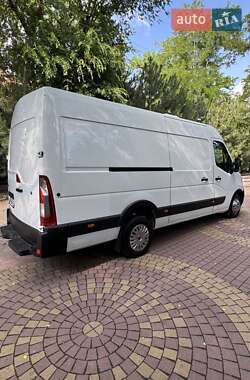 Грузовой фургон Renault Master 2017 в 