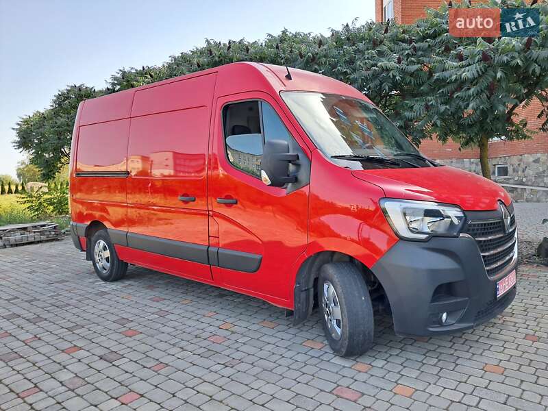 Грузовой фургон Renault Master 2020 в 