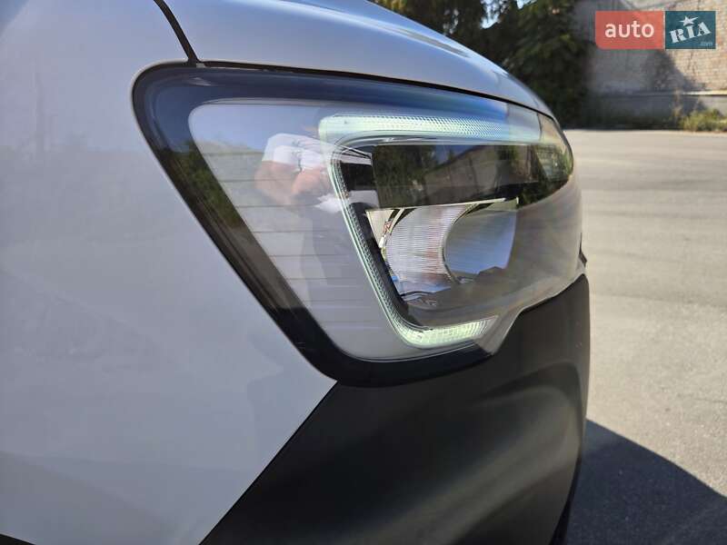 Грузовой фургон Renault Master 2020 в Днепре