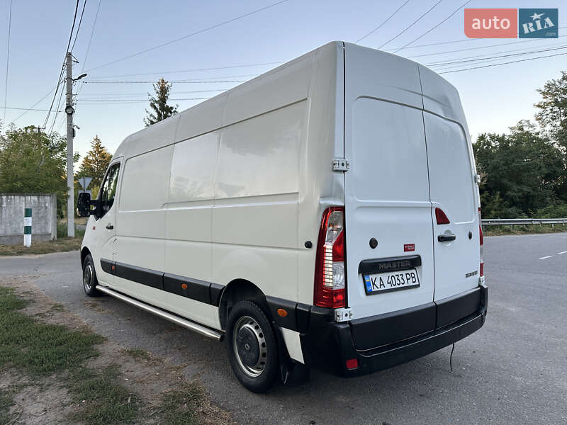 Грузовой фургон Renault Master 2016 в Киеве