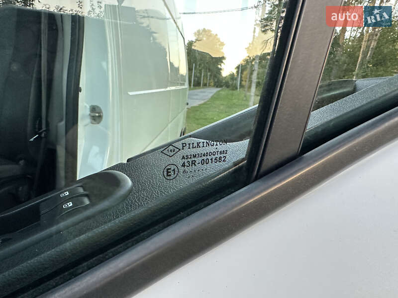 Грузовой фургон Renault Master 2016 в Киеве