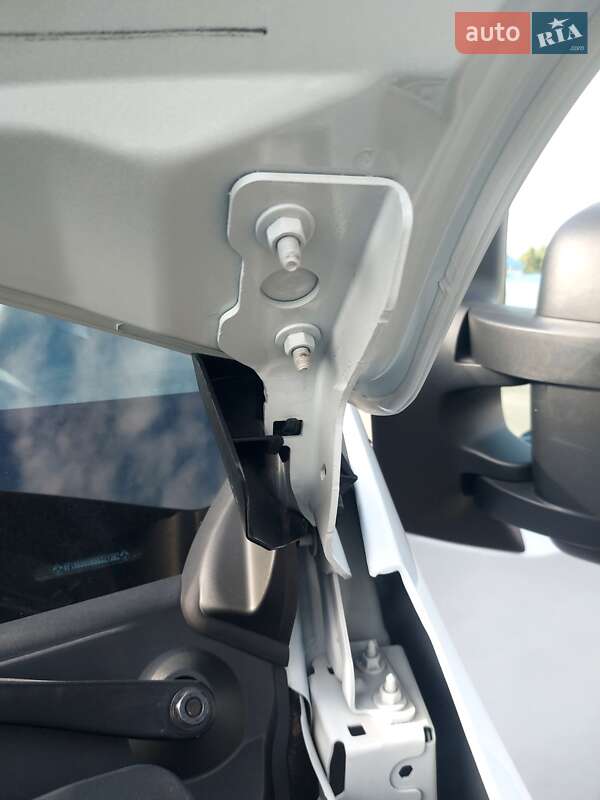 Грузовой фургон Renault Master 2021 в Млинове