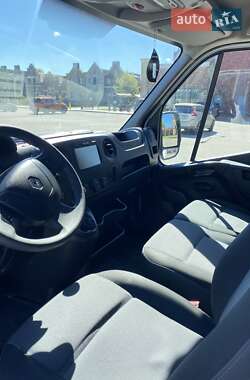 Грузовой фургон Renault Master 2019 в 
