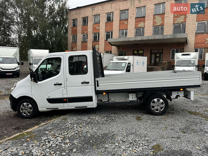 Грузовой фургон Renault Master 2015 в Ровно
