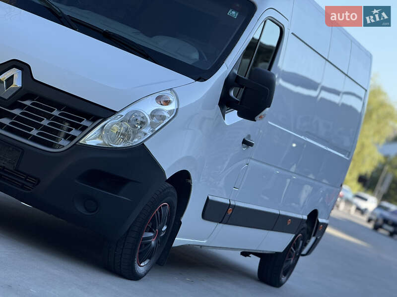 Грузовой фургон Renault Master 2017 в Дрогобыче