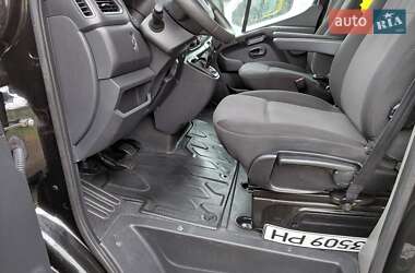 Грузовой фургон Renault Master 2019 в 
