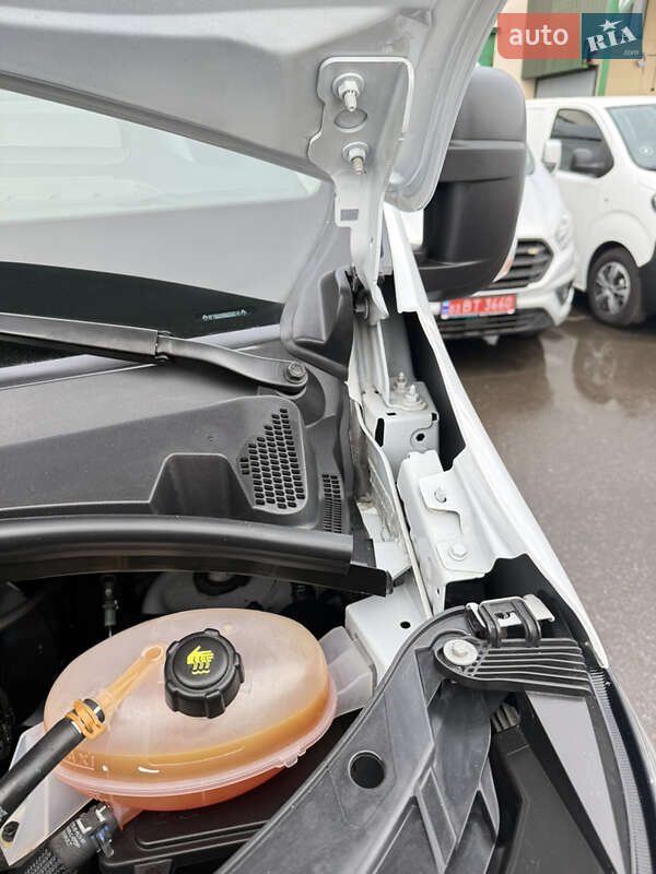 Грузовой фургон Renault Master 2021 в Луцке