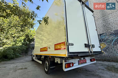 Грузовой фургон Renault Master 2020 в 
