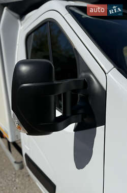 Грузовой фургон Renault Master 2020 в 