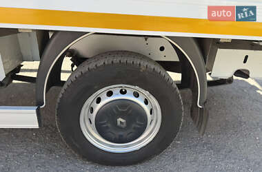 Грузовой фургон Renault Master 2020 в 