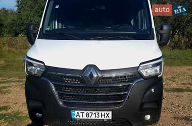 Вантажний фургон Renault Master 2020 в Калуші