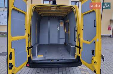 Грузовой фургон Renault Master 2020 в 