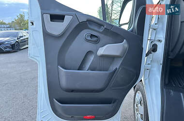 Грузовой фургон Renault Master 2014 в 