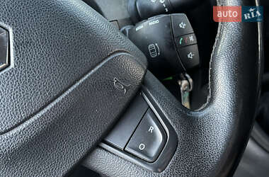 Грузовой фургон Renault Master 2014 в 