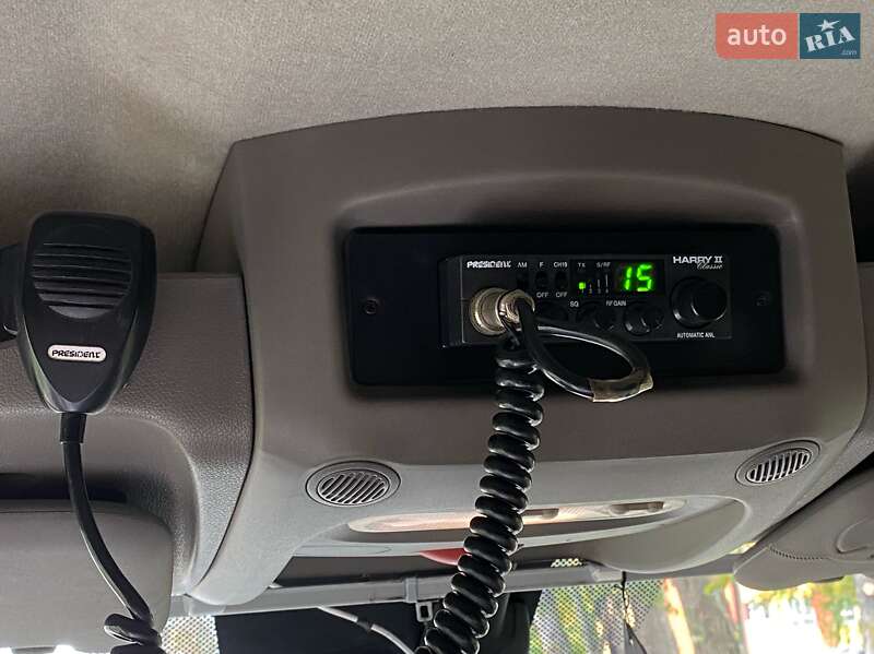 Автовоз Renault Master 2016 в Ровно