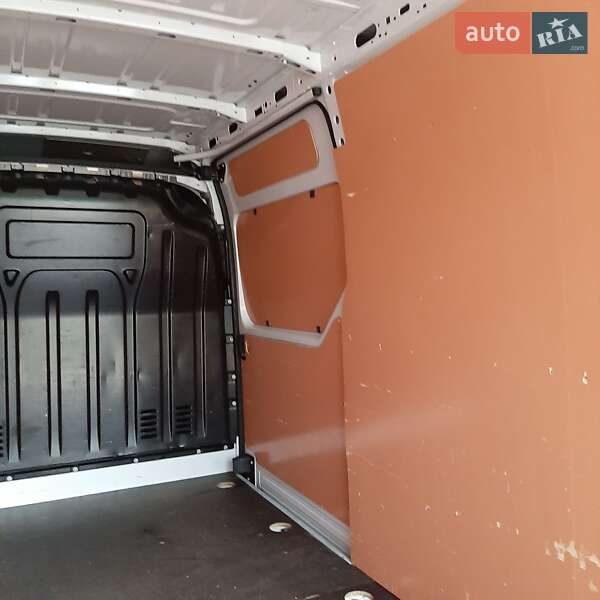 Вантажний фургон Renault Master 2021 в Полтаві