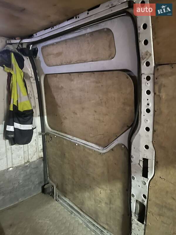 Грузовой фургон Renault Master 2012 в Ровно