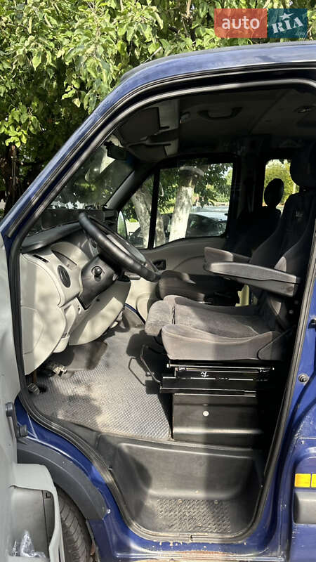 Автовоз Renault Master 2007 в Оженині
