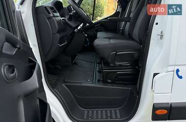 Вантажний фургон Renault Master 2021 в 