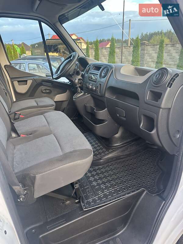 Тентованый Renault Master 2015 в Луцке