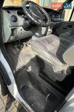 Грузовой фургон Renault Master 2006 в 