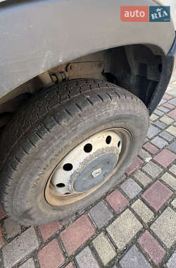 Грузовой фургон Renault Master 2006 в 