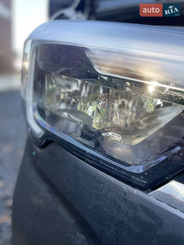Вантажний фургон Renault Master 2020 в Луцьку