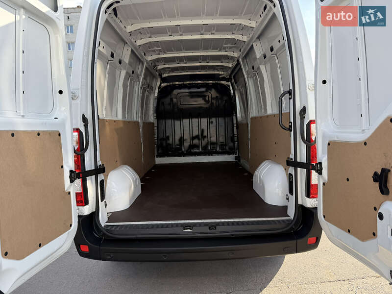 Грузовой фургон Renault Master 2021 в Дубно