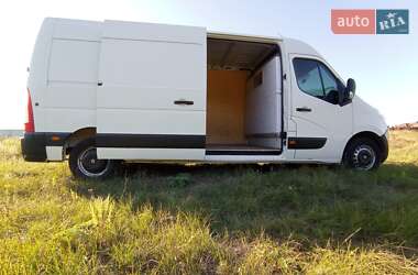 Вантажний фургон Renault Master 2017 в Полтаві