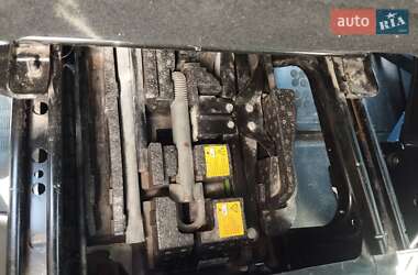 Грузовой фургон Renault Master 2013 в 